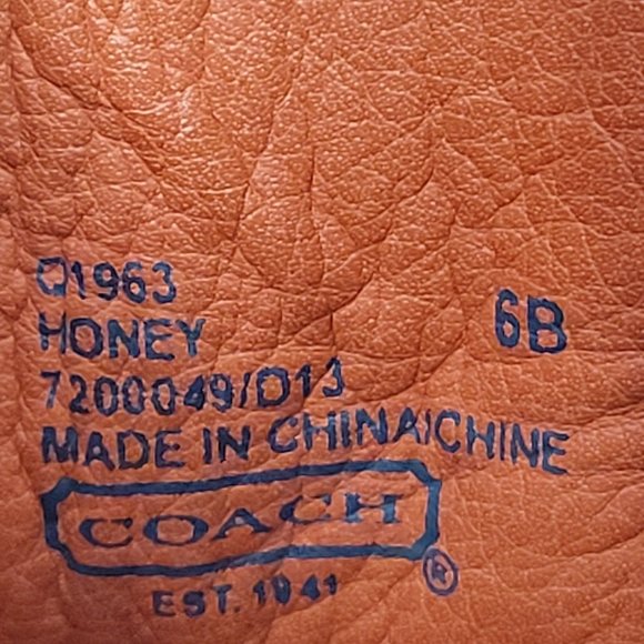 Coach Honey Suede Beige Block Heel Women's Shoes Q1963 US Size 6B - Picture 8 of 8